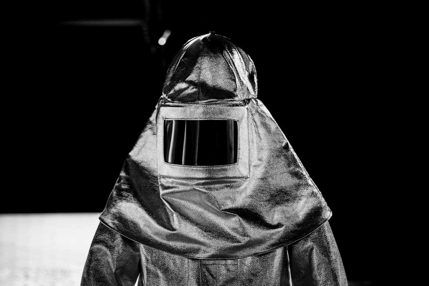Aluminized heat-protection suit